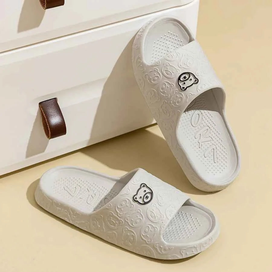 Cozy Bear Print Slippers™